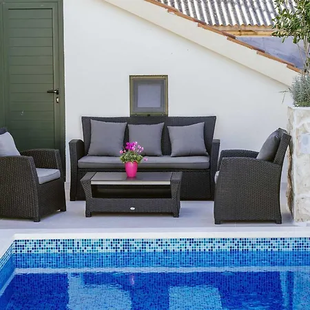 Dalmatian Castello Coza With Pool, 别墅